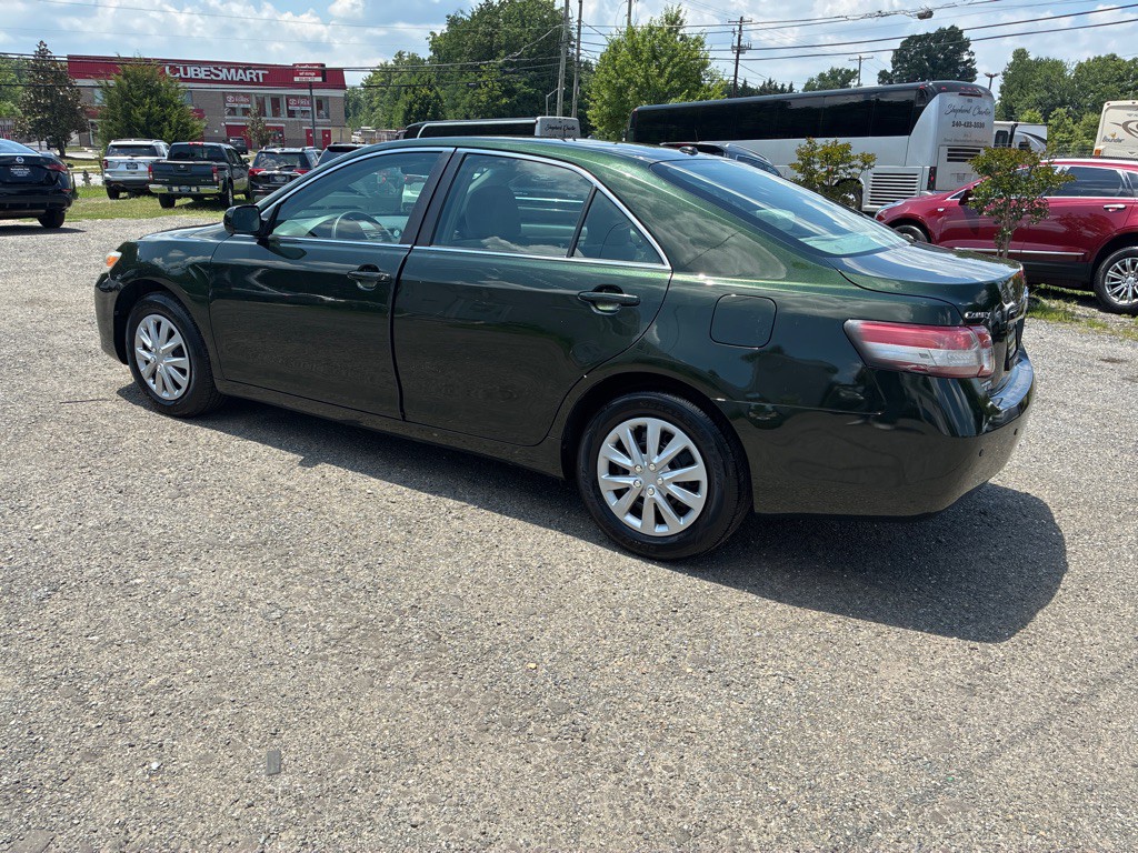2010 Toyota Camry Image 4