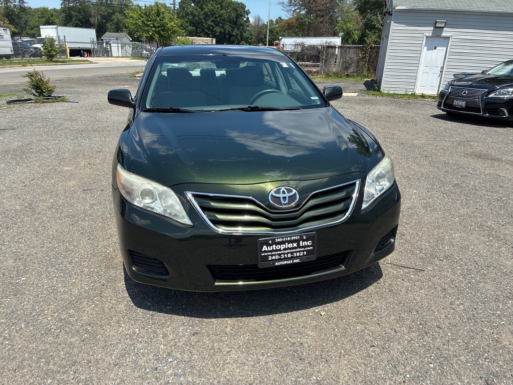 2010 Toyota Camry Image 11
