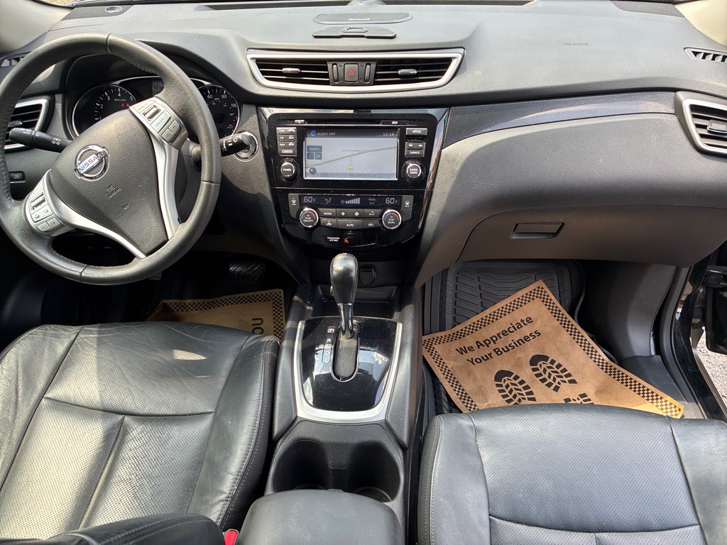 2015 Nissan Rogue Image 17