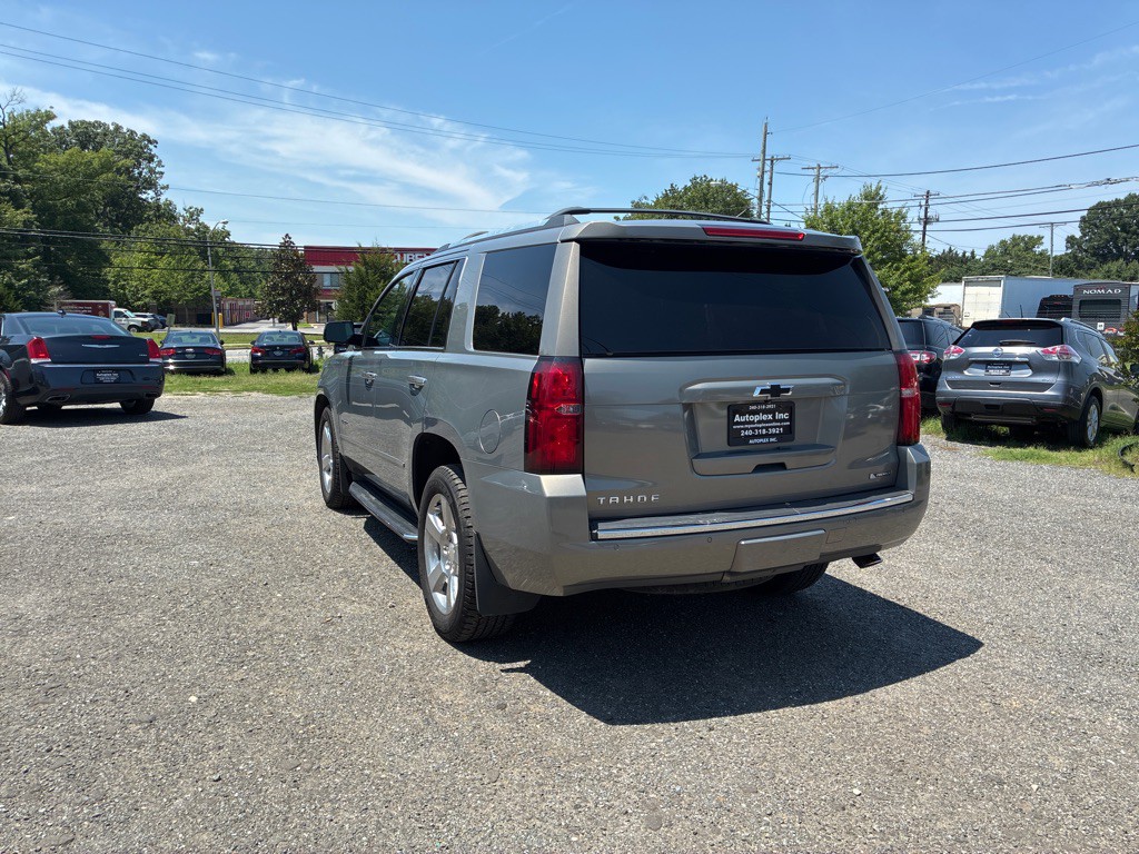 2017 Chevrolet Tahoe Image 6