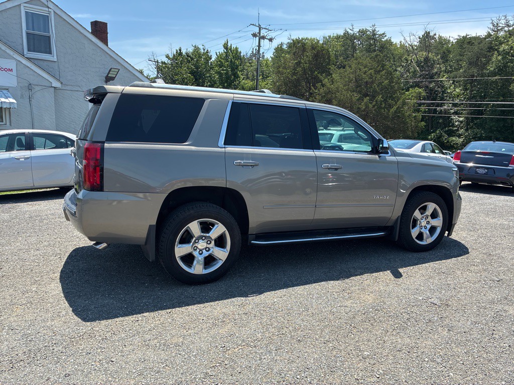 2017 Chevrolet Tahoe Image 10