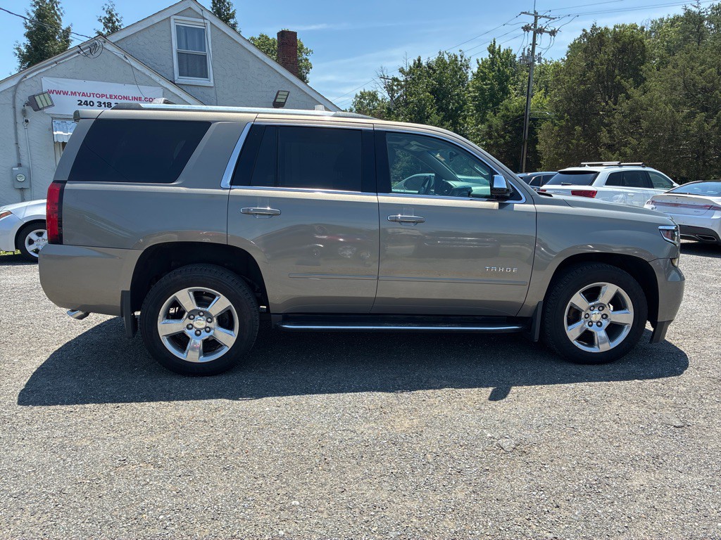 2017 Chevrolet Tahoe Image 11