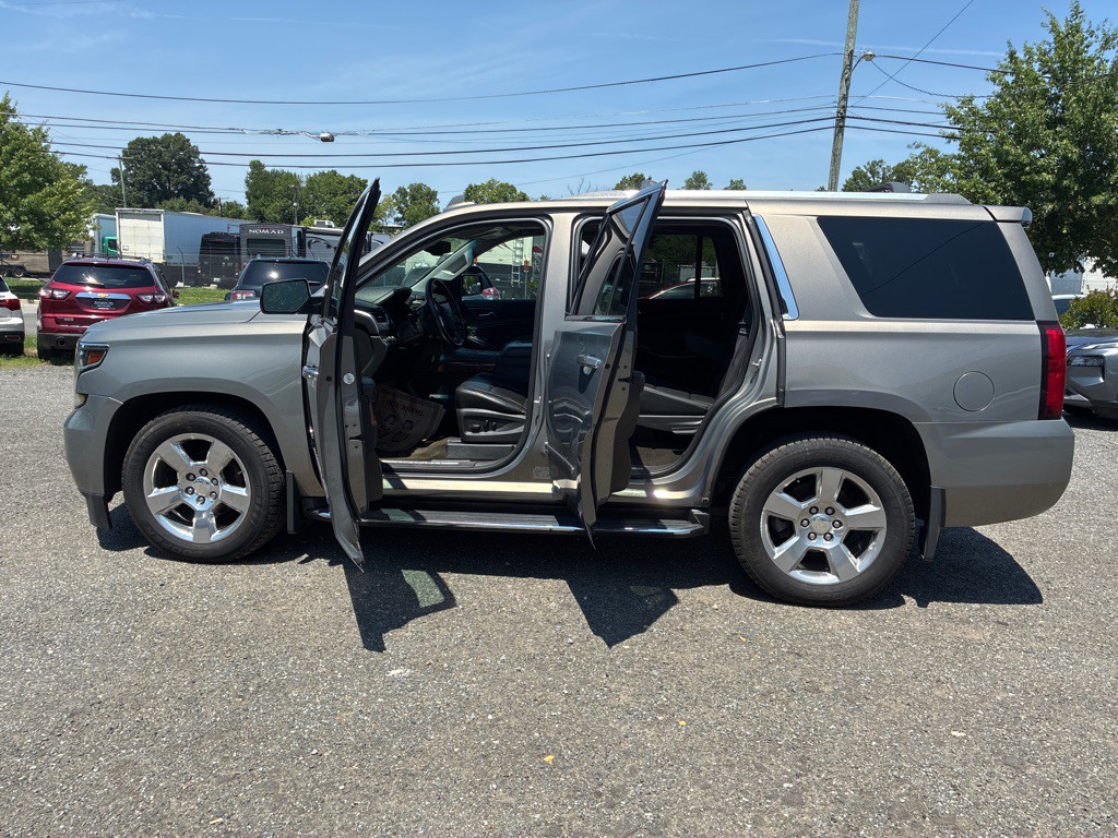 2017 Chevrolet Tahoe Image 14
