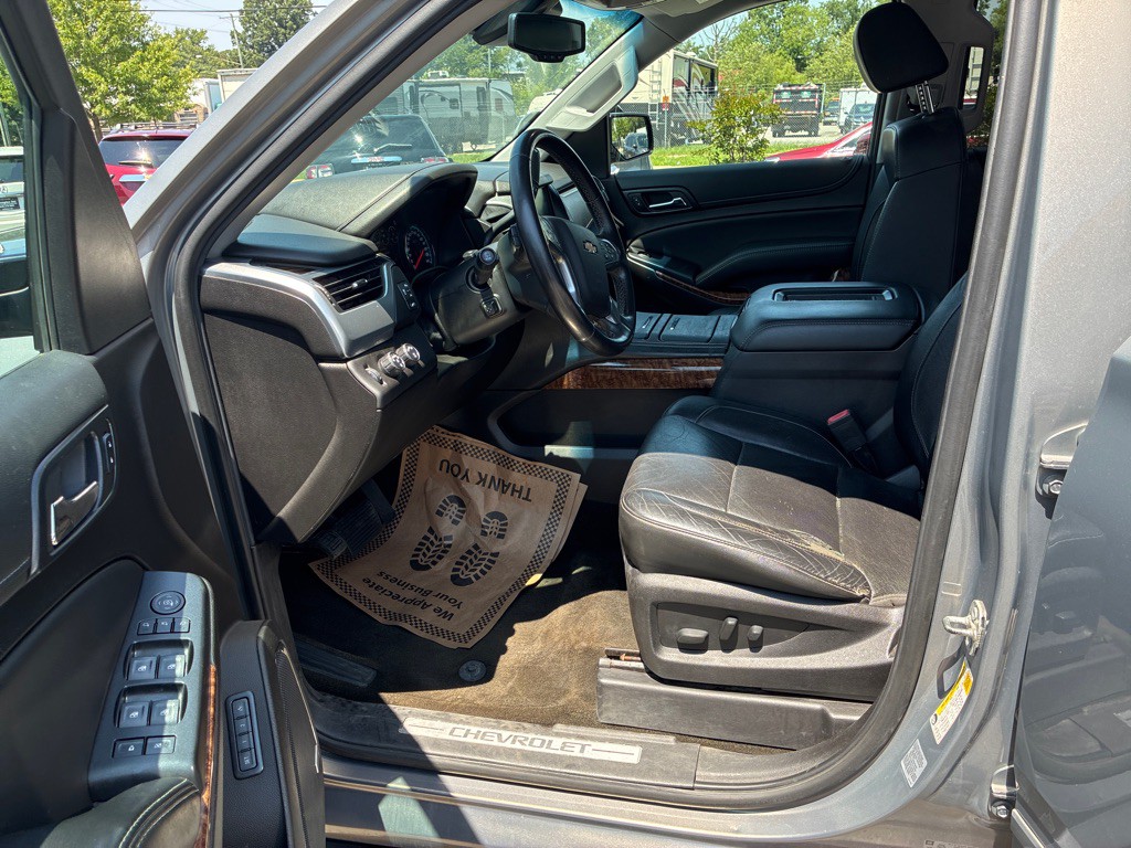 2017 Chevrolet Tahoe Image 17