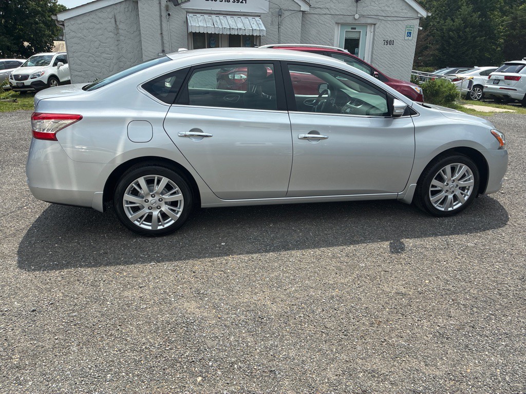 2014 Nissan Sentra Image 19