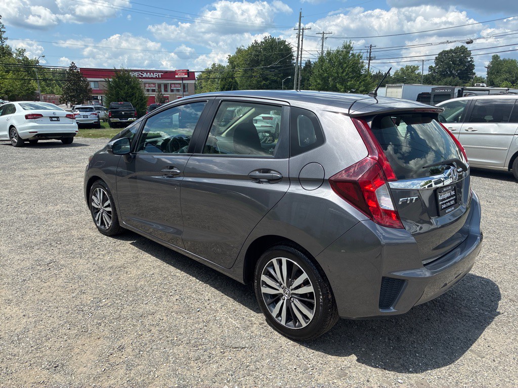 2016 Honda Fit Image 5
