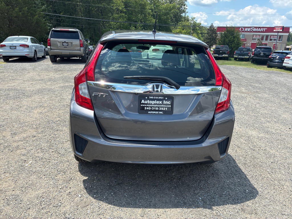 2016 Honda Fit Image 6