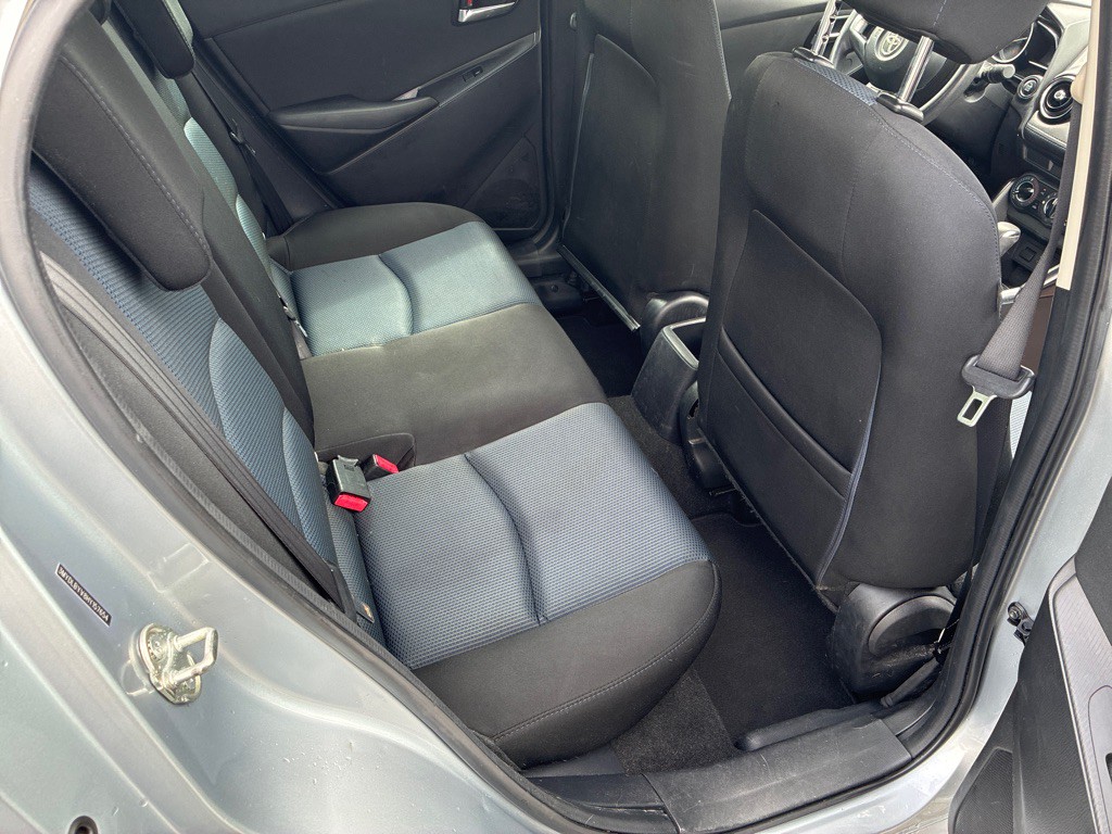 2017 Toyota Yaris Image 10