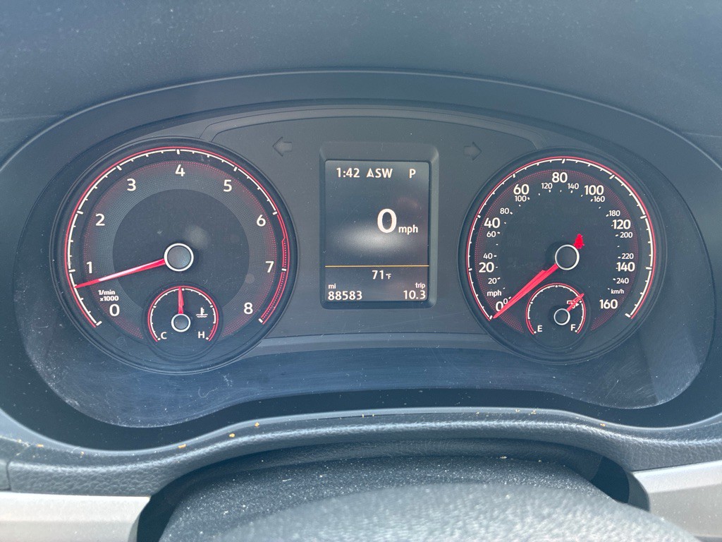 2021 Volkswagen Passat Image 16
