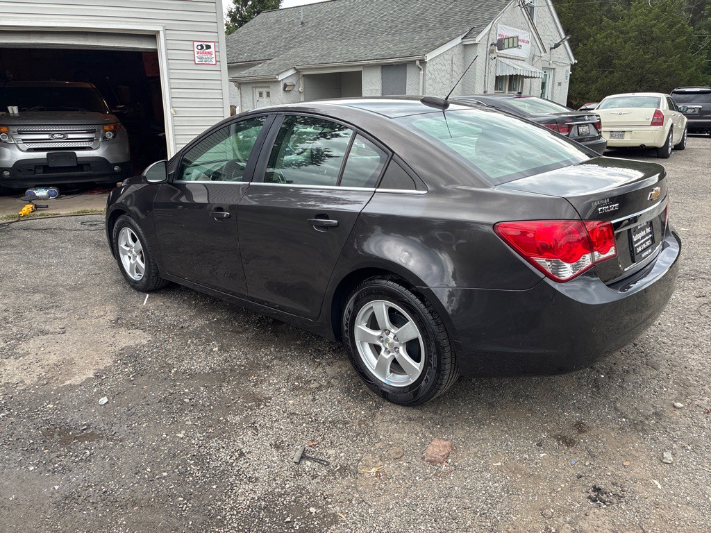 2015 Chevrolet Cruze Image 5