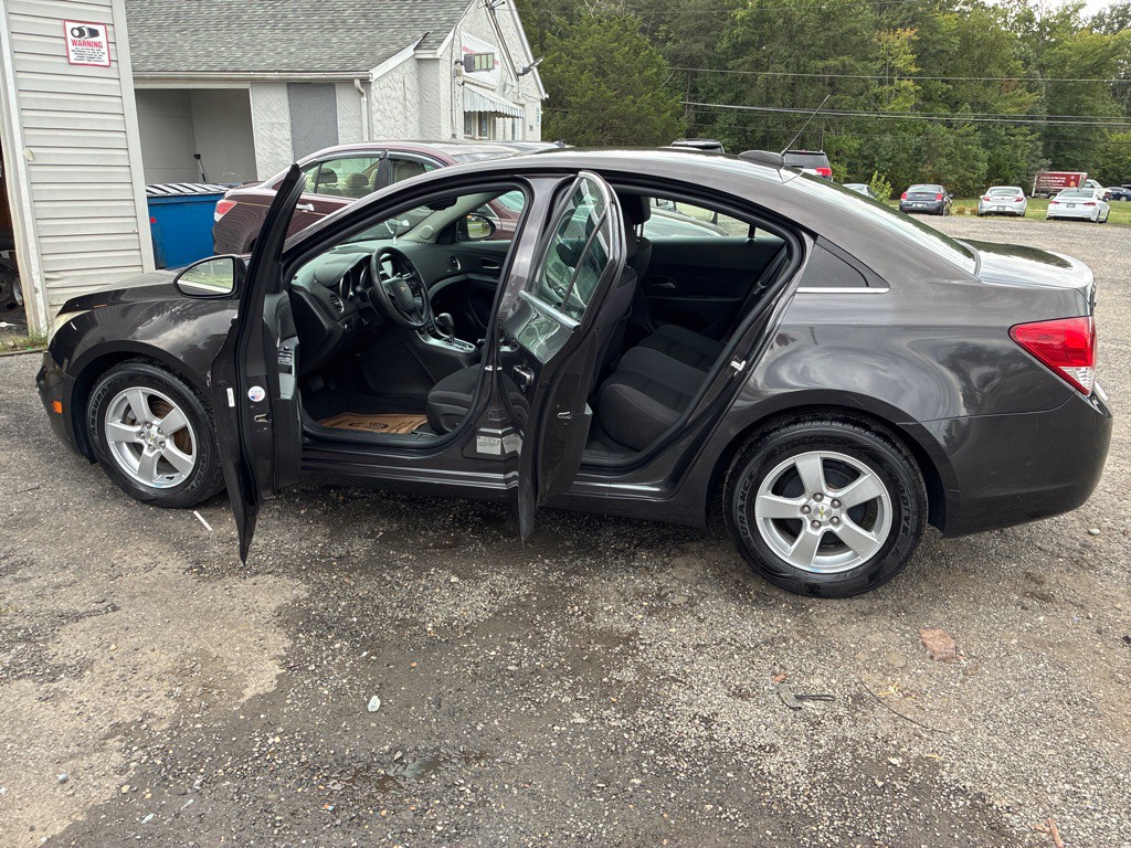 2015 Chevrolet Cruze Image 10