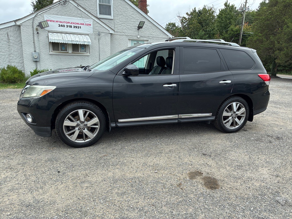 2015 Nissan Pathfinder Image 3