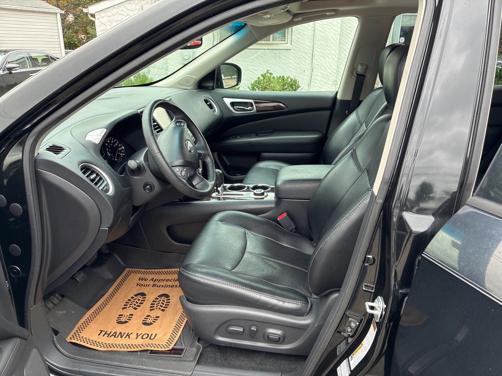 2015 Nissan Pathfinder Image 15