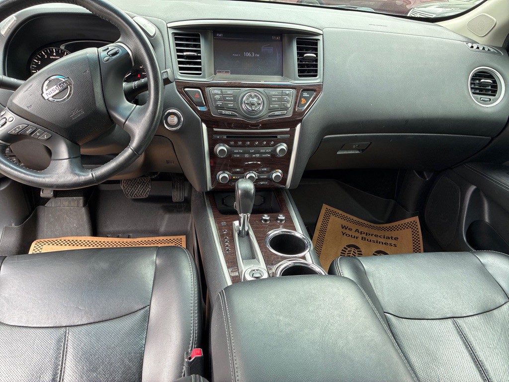 2015 Nissan Pathfinder Image 16