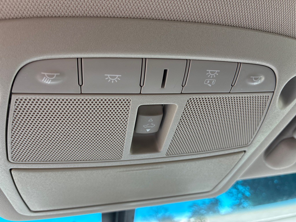 2015 Nissan Pathfinder Image 22