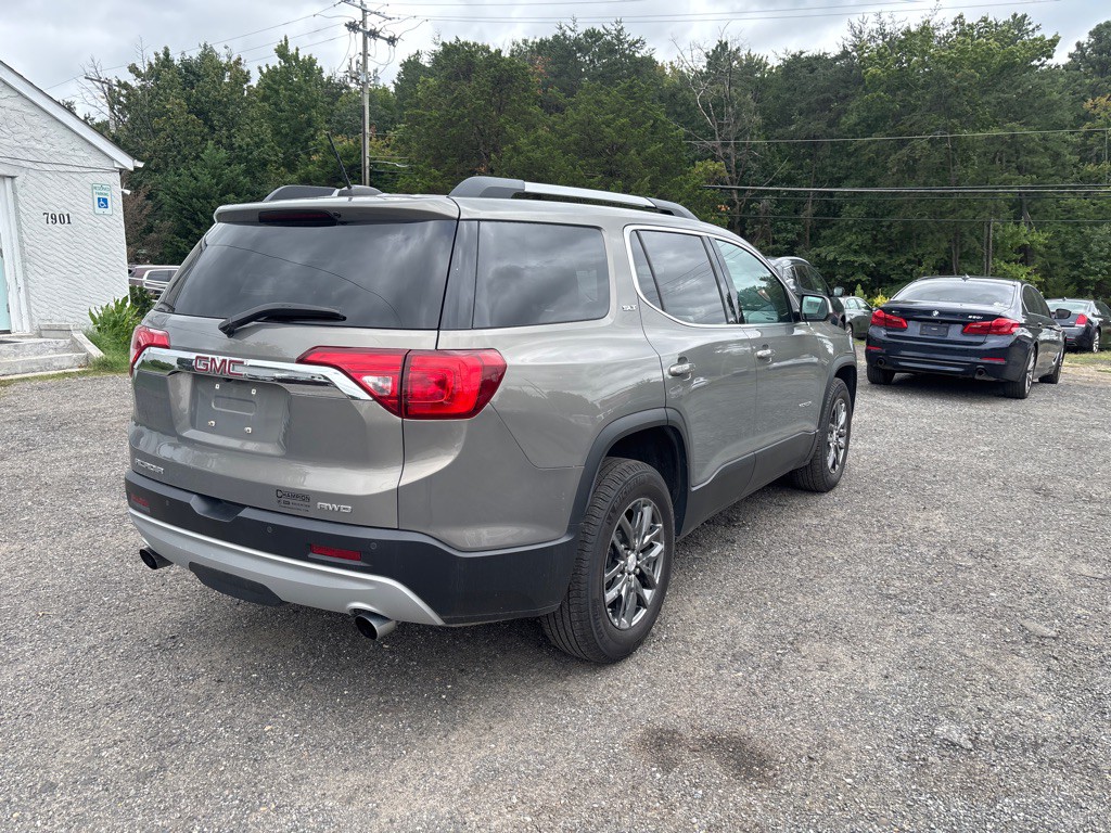 2019 GMC Acadia Image 9