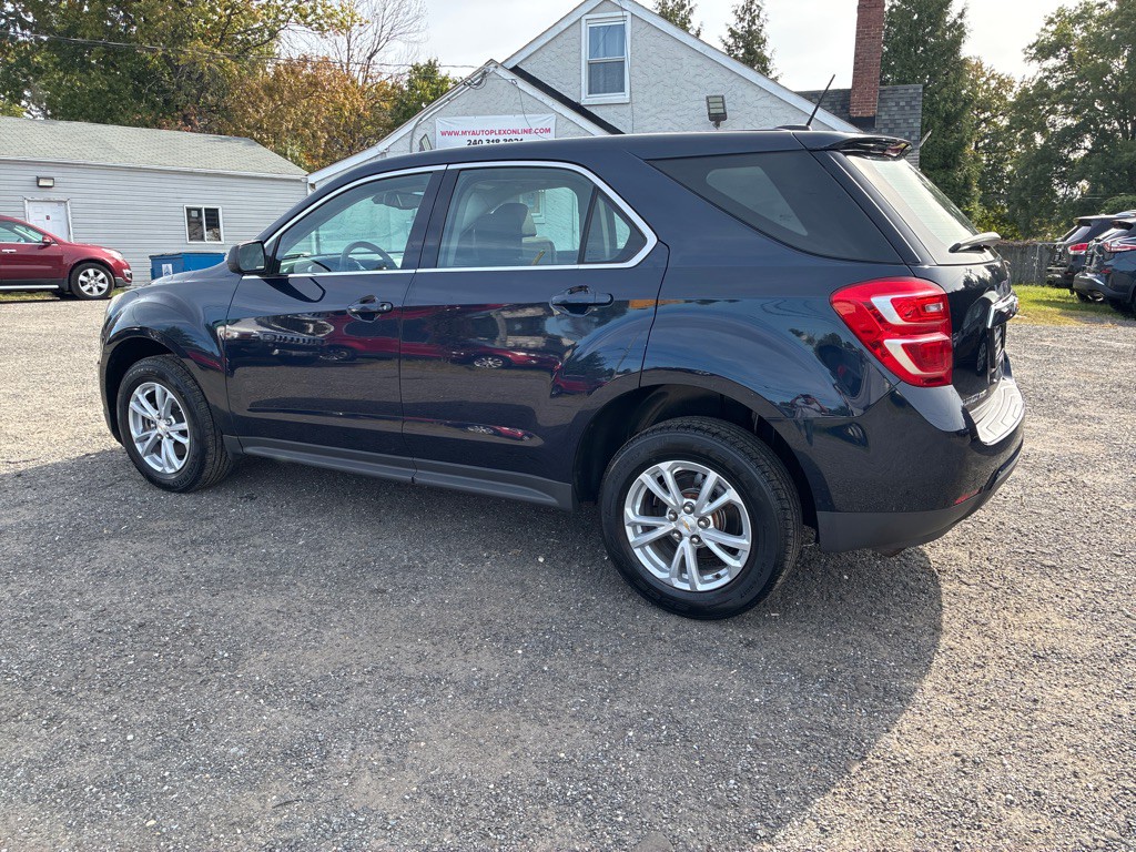 2017 Chevrolet Equinox Image 4