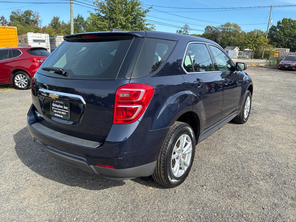 2017 Chevrolet Equinox Image 8
