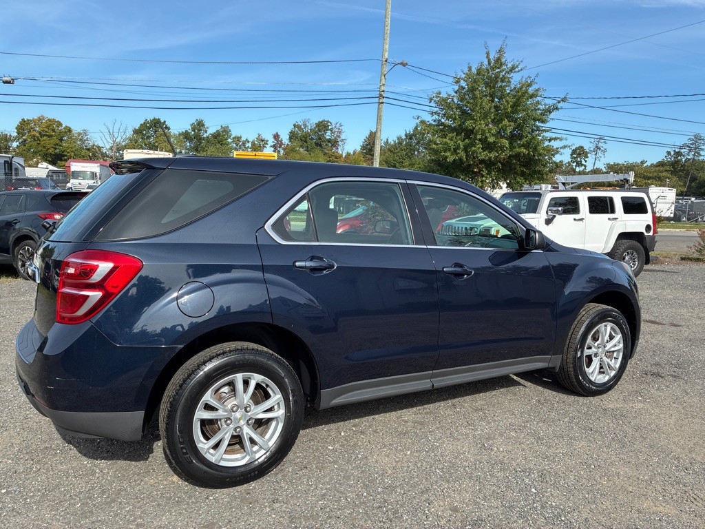 2017 Chevrolet Equinox Image 9