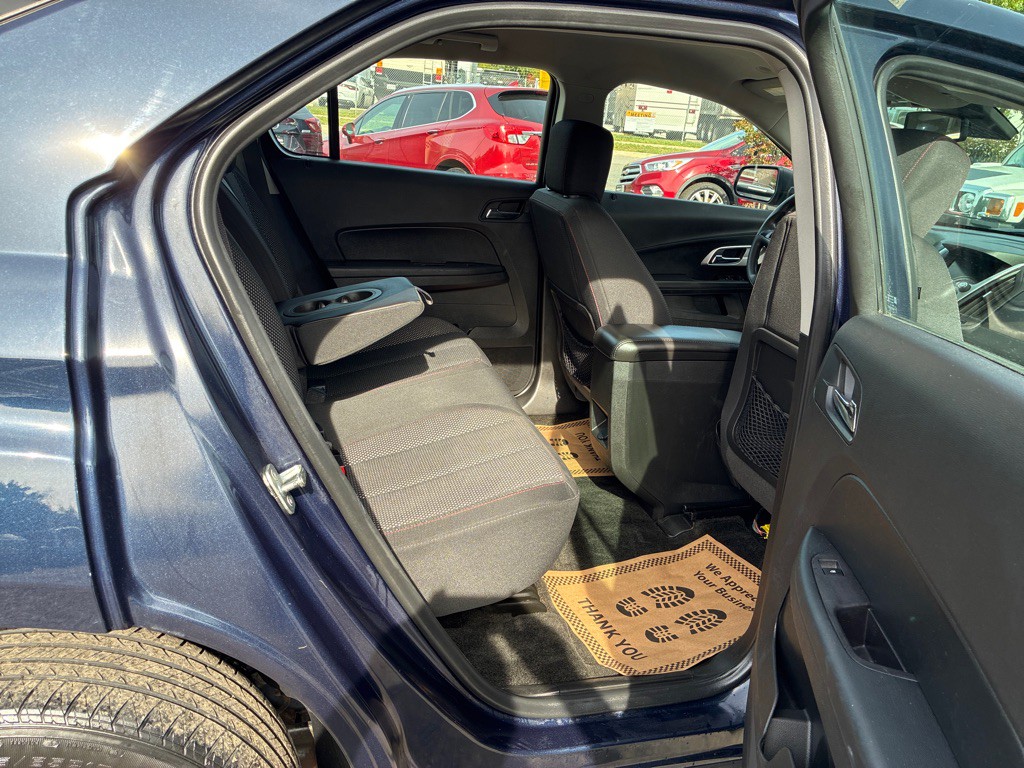 2017 Chevrolet Equinox Image 13