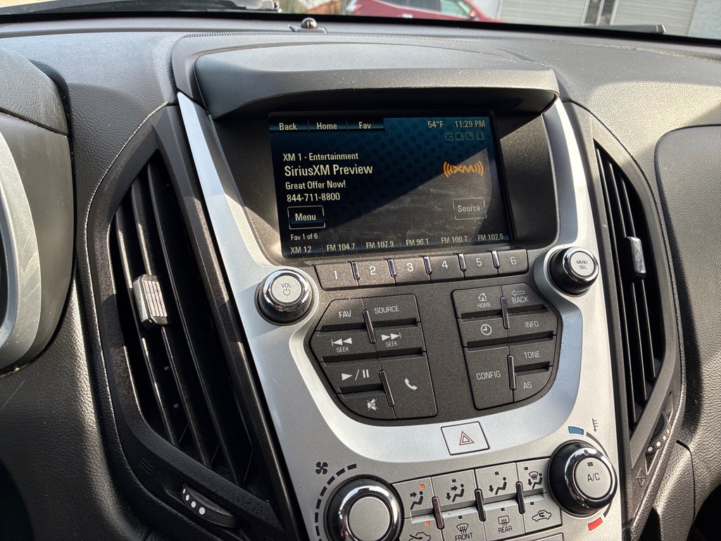 2017 Chevrolet Equinox Image 18