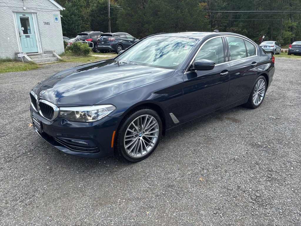 2018 BMW 5 Series Image 2