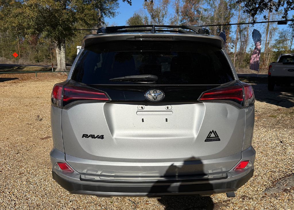 2018 Toyota Rav4 Image 4