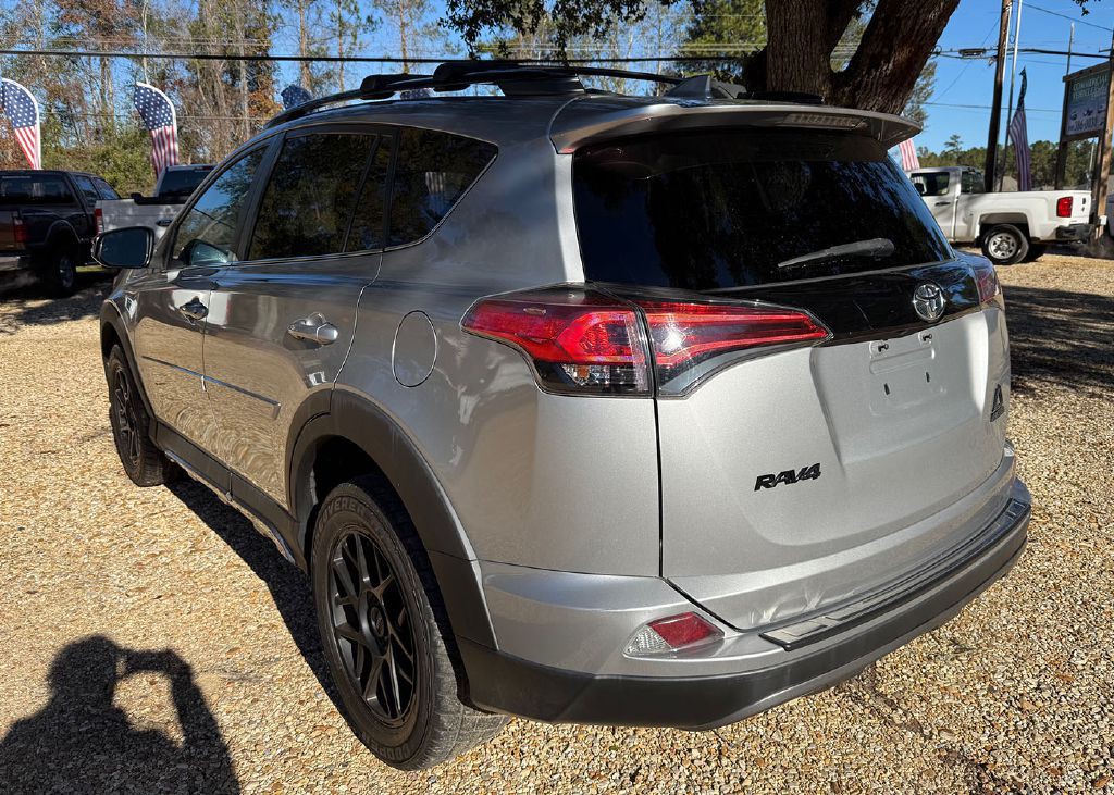 2018 Toyota Rav4 Image 5