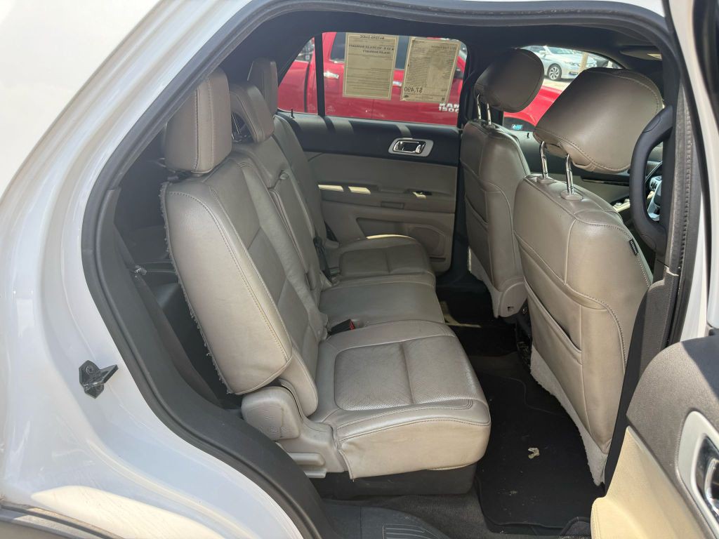 2012 Ford Explorer Image 20