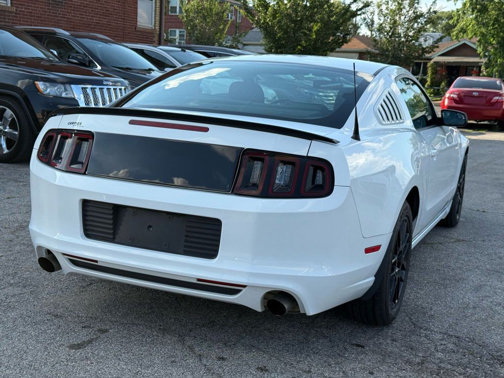 2014 Ford Mustang Image 4