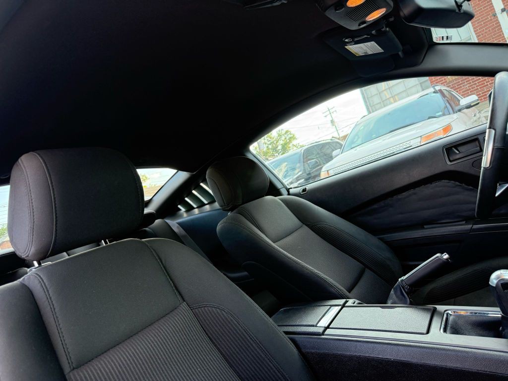2014 Ford Mustang Image 16