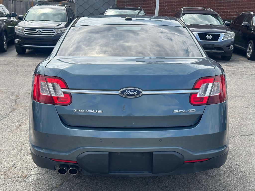 2010 Ford Taurus Image 7
