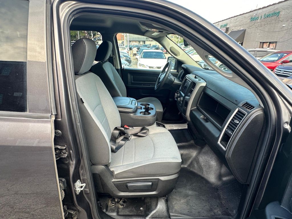 2021 RAM 1500 Image 12