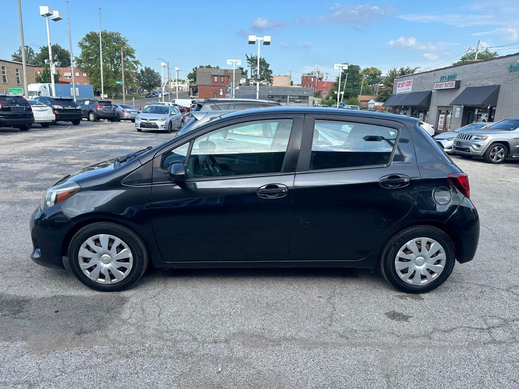 2015 Toyota Yaris Image 5