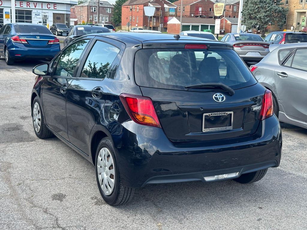 2015 Toyota Yaris Image 6