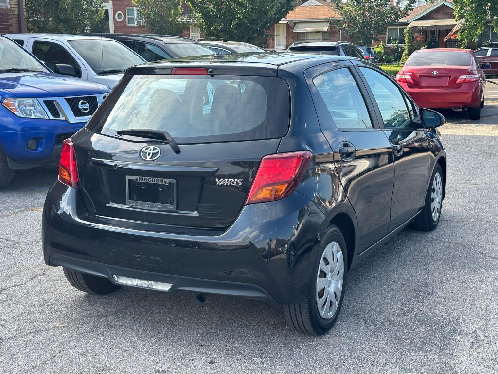 2015 Toyota Yaris Image 7