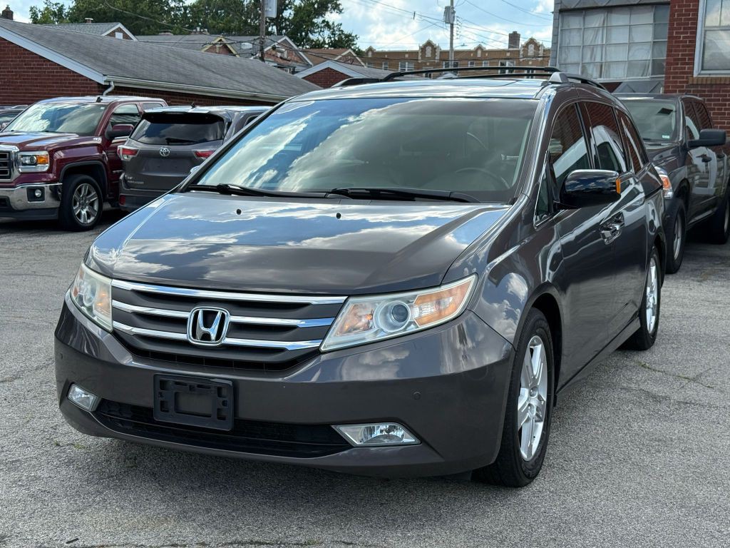 2012 Honda Odyssey Image 1