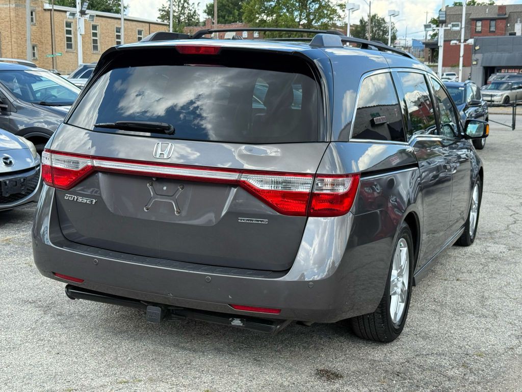 2012 Honda Odyssey Image 4