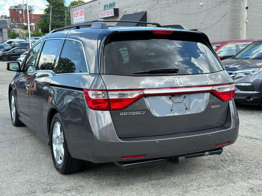 2012 Honda Odyssey Image 5