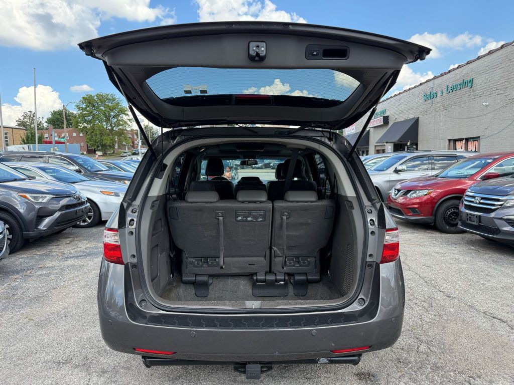 2012 Honda Odyssey Image 8