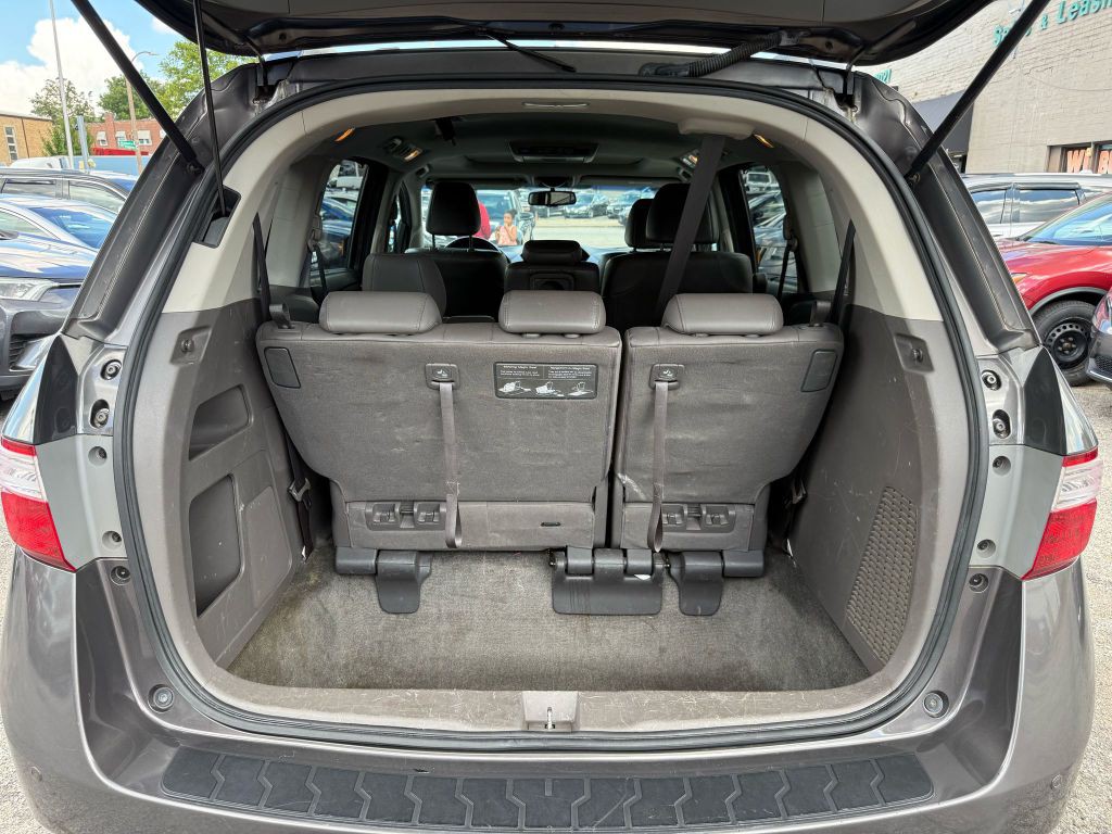 2012 Honda Odyssey Image 9