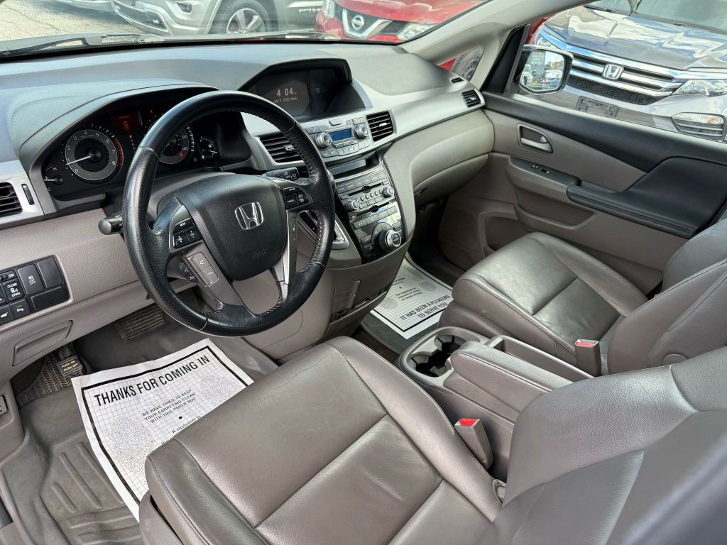2012 Honda Odyssey Image 13