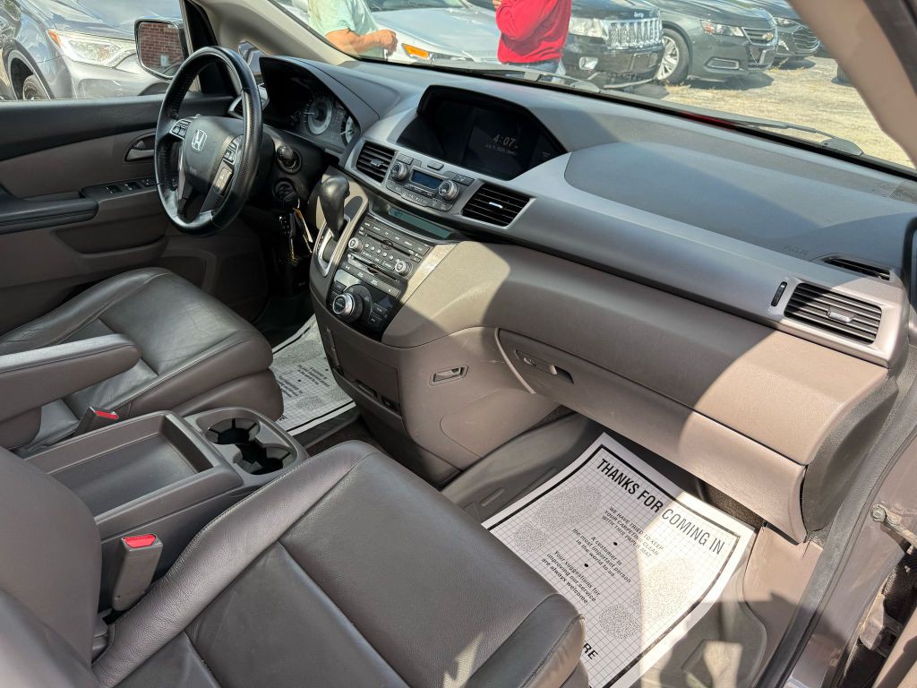 2012 Honda Odyssey Image 19