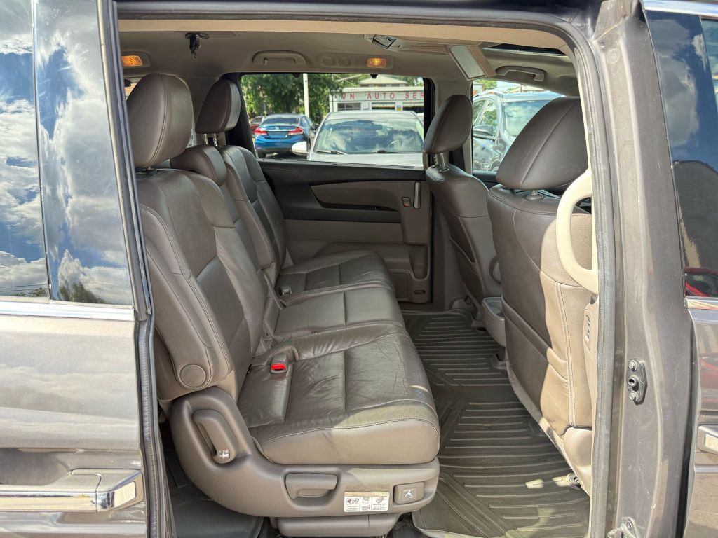 2012 Honda Odyssey Image 23