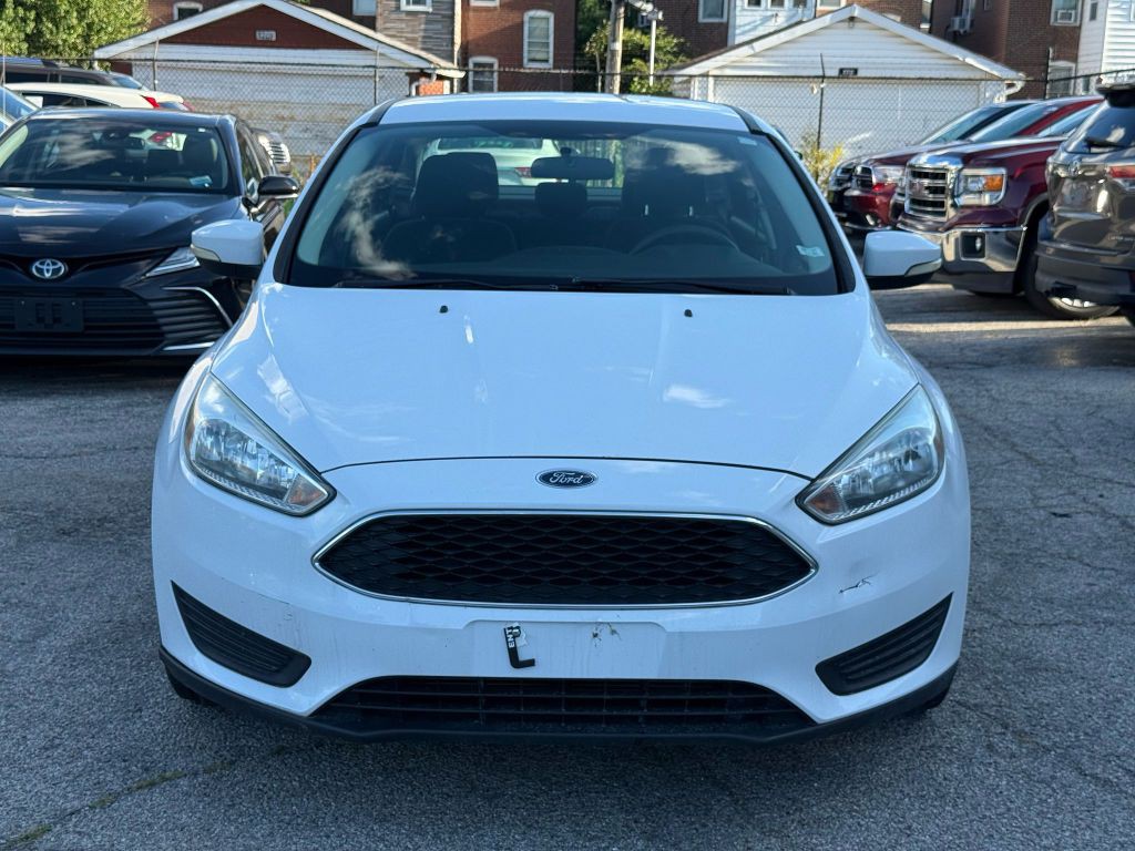 2016 Ford Focus Image 2