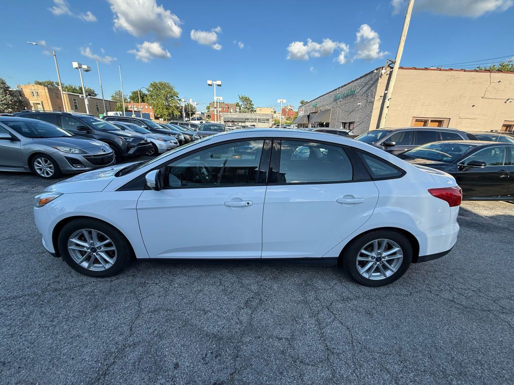 2016 Ford Focus Image 5