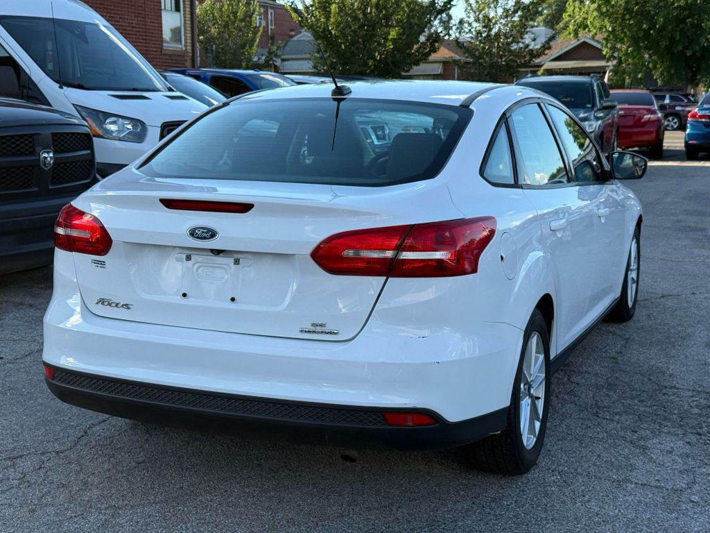 2016 Ford Focus Image 6