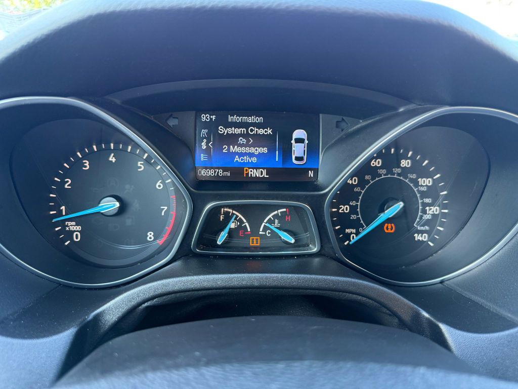 2016 Ford Focus Image 15