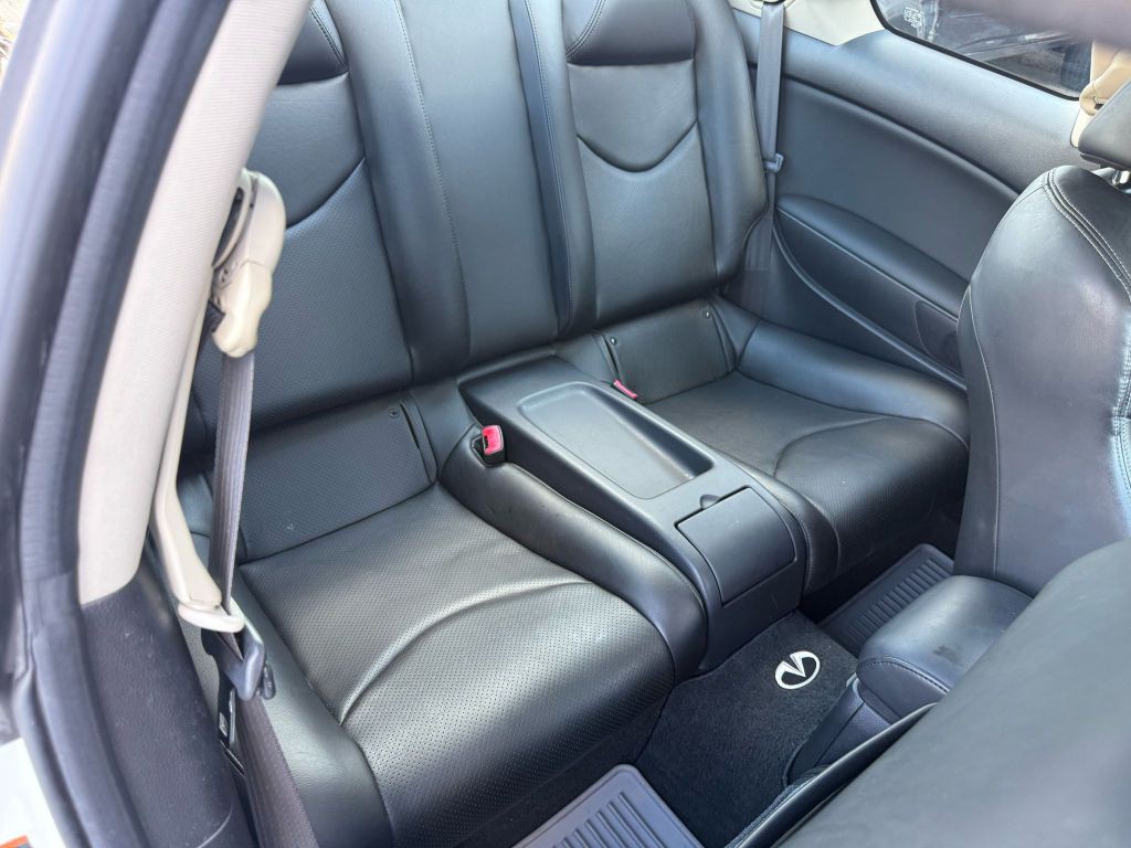 2008 INFINITI G37 Image 19