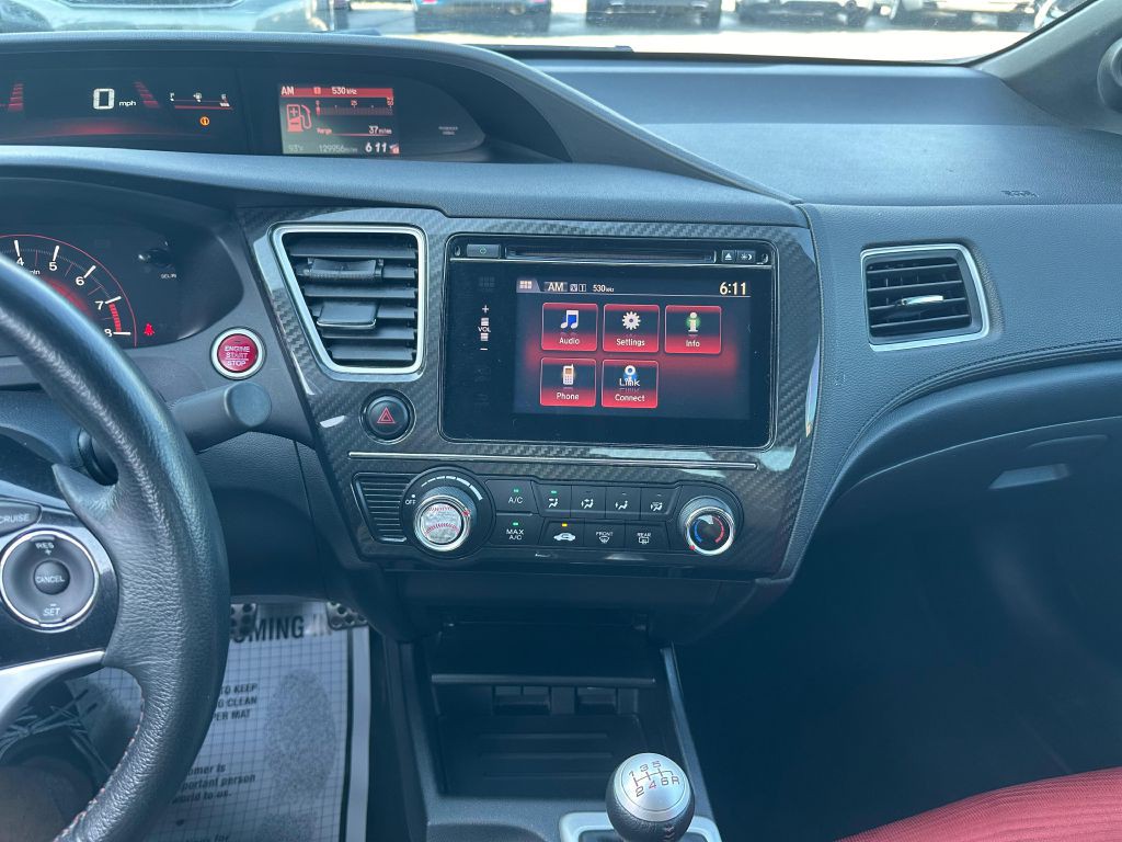 2015 Honda Civic Image 18